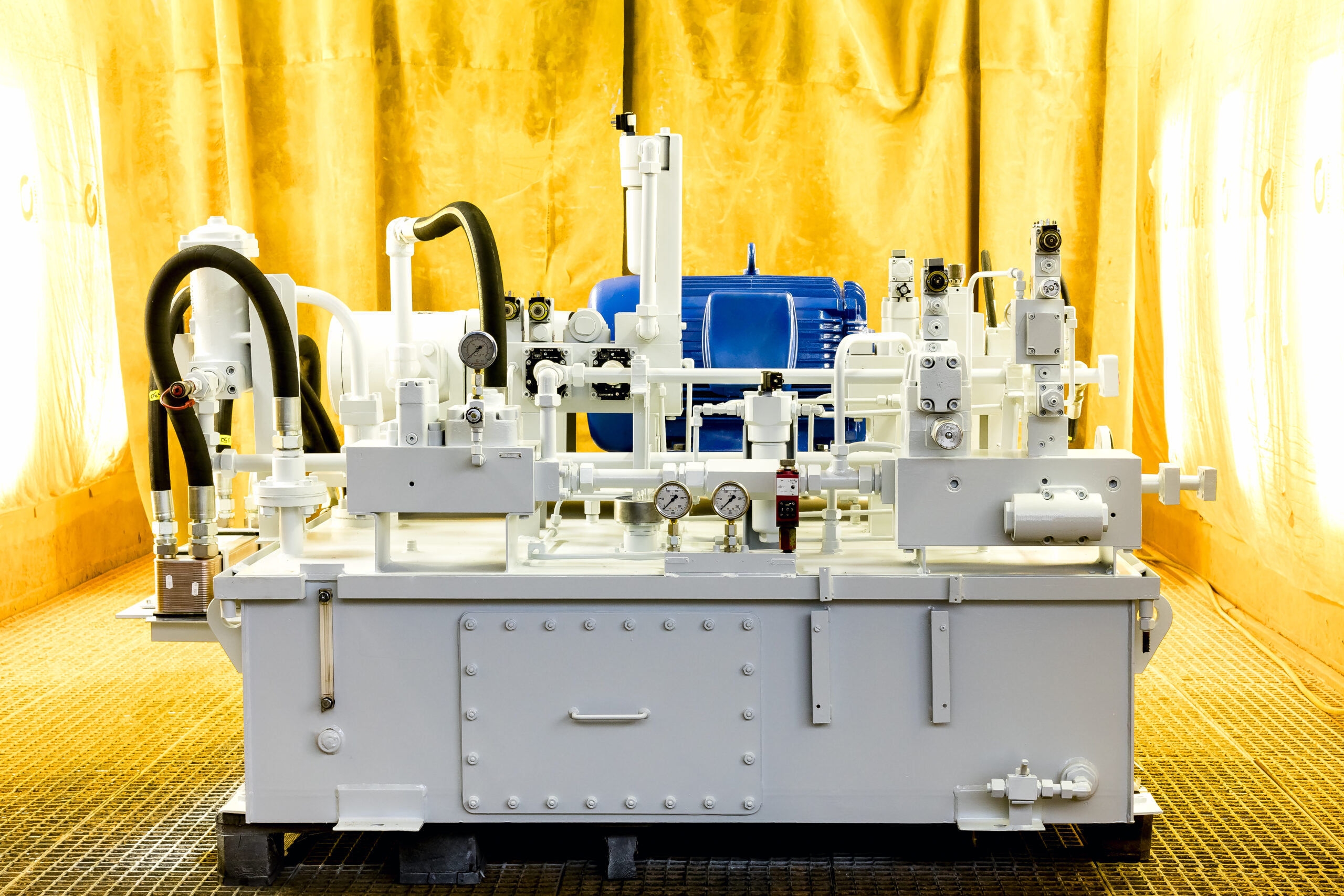 Remont zasilacza hydraulicznego rozwalcarki pierścieni łożysk tocznych